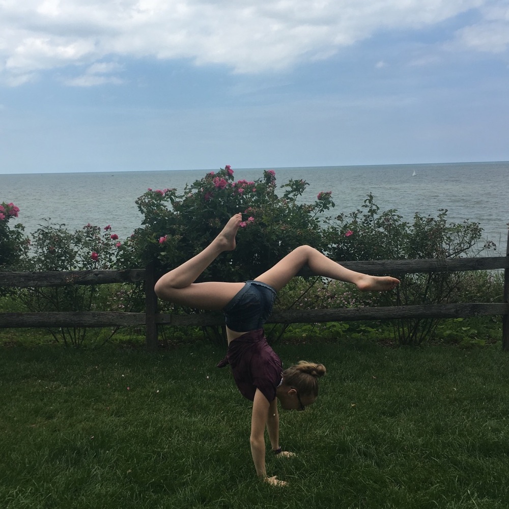 Meet your Posher, Emily